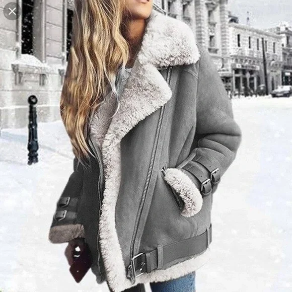 Alexander McQueen} Cashmere Wool Fleece Moto Jacket